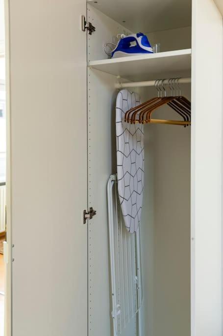 Savoir-Vivre In Unserer Zentralen Balkonwohnung Wien Exteriör bild
