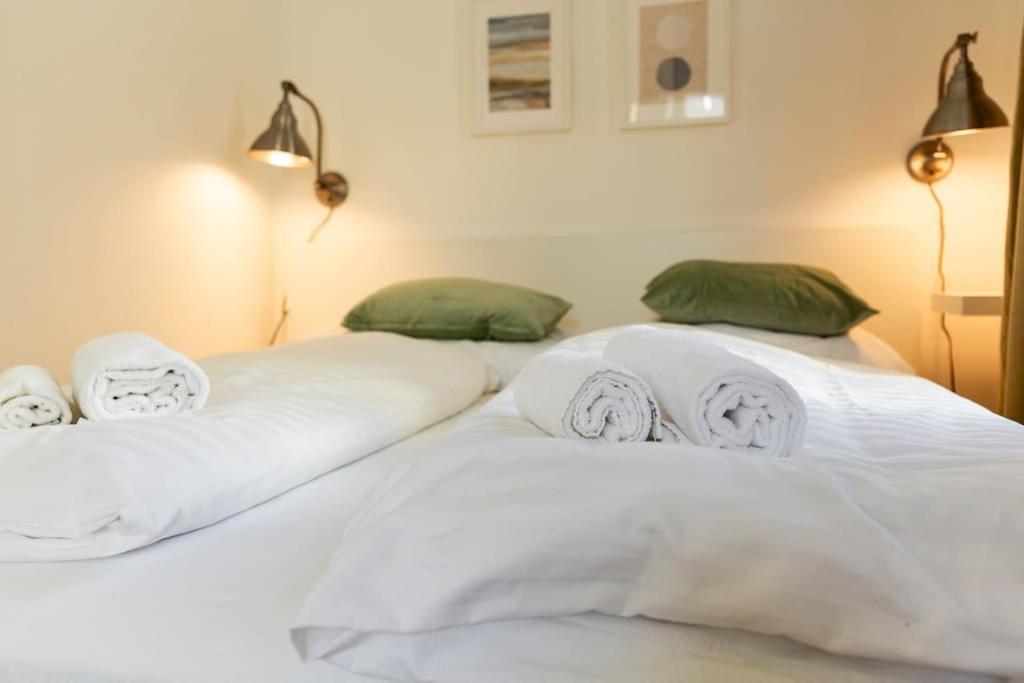 Savoir-Vivre In Unserer Zentralen Balkonwohnung Wien Exteriör bild